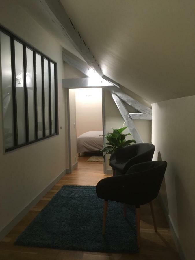 Au Tilleul Appartamento Mezieres-sur-Seine Esterno foto