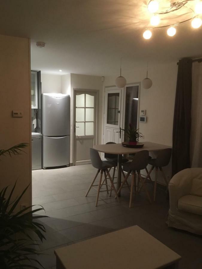 Au Tilleul Appartamento Mezieres-sur-Seine Esterno foto